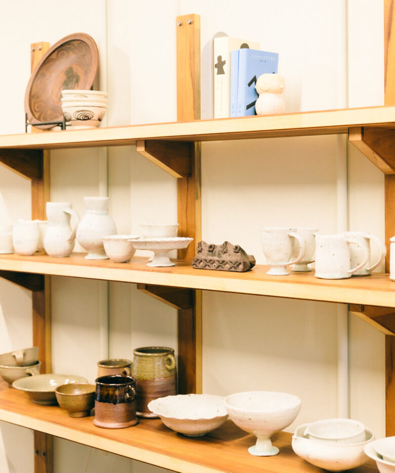 古今東西の手仕事に触れ、 ゆっくりと想いにふける時間。